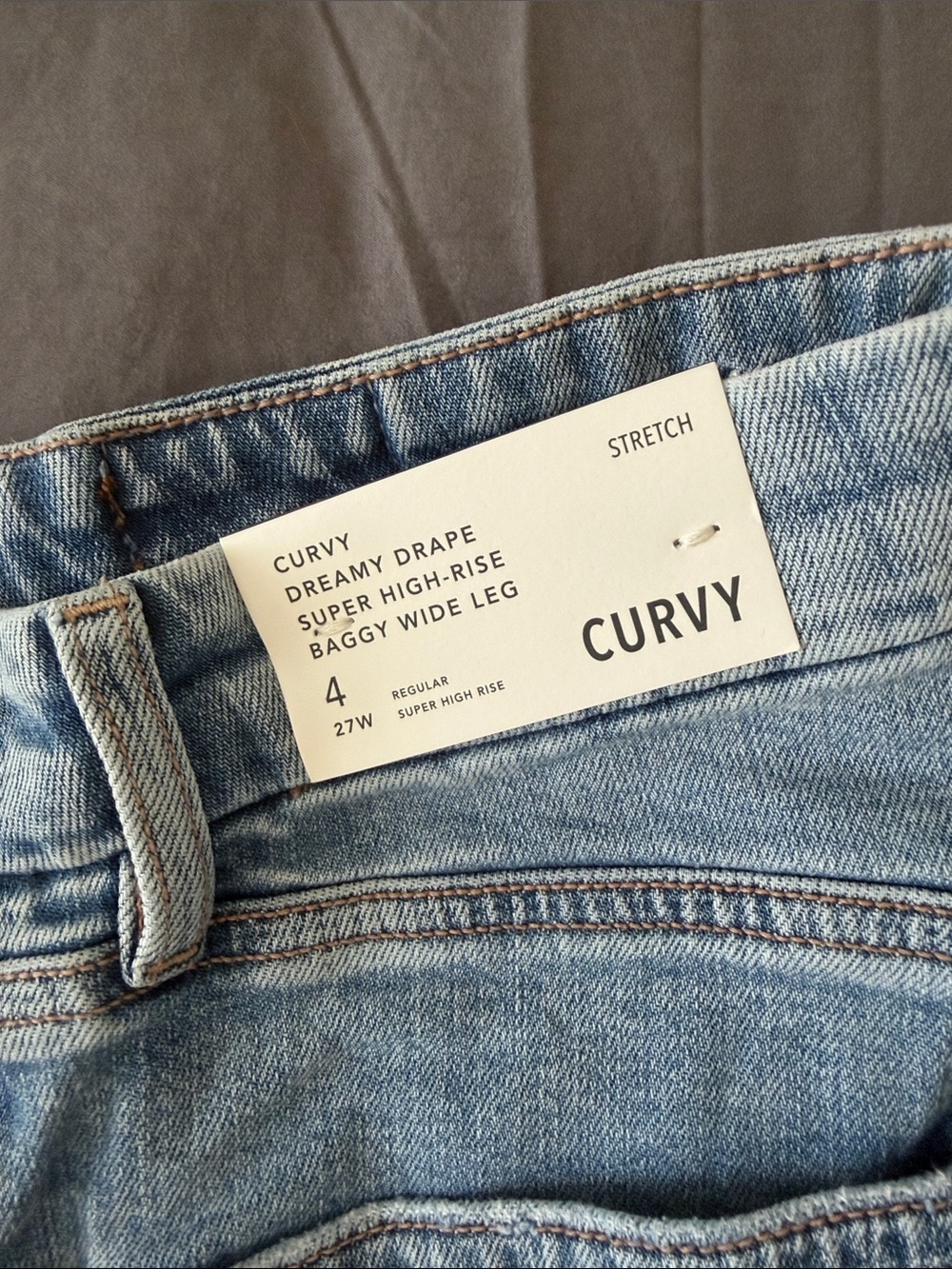 NWT - AE - Curvy Super High-waisted Baggy Wide-leg Cargo Jean - Picture 5 of 6